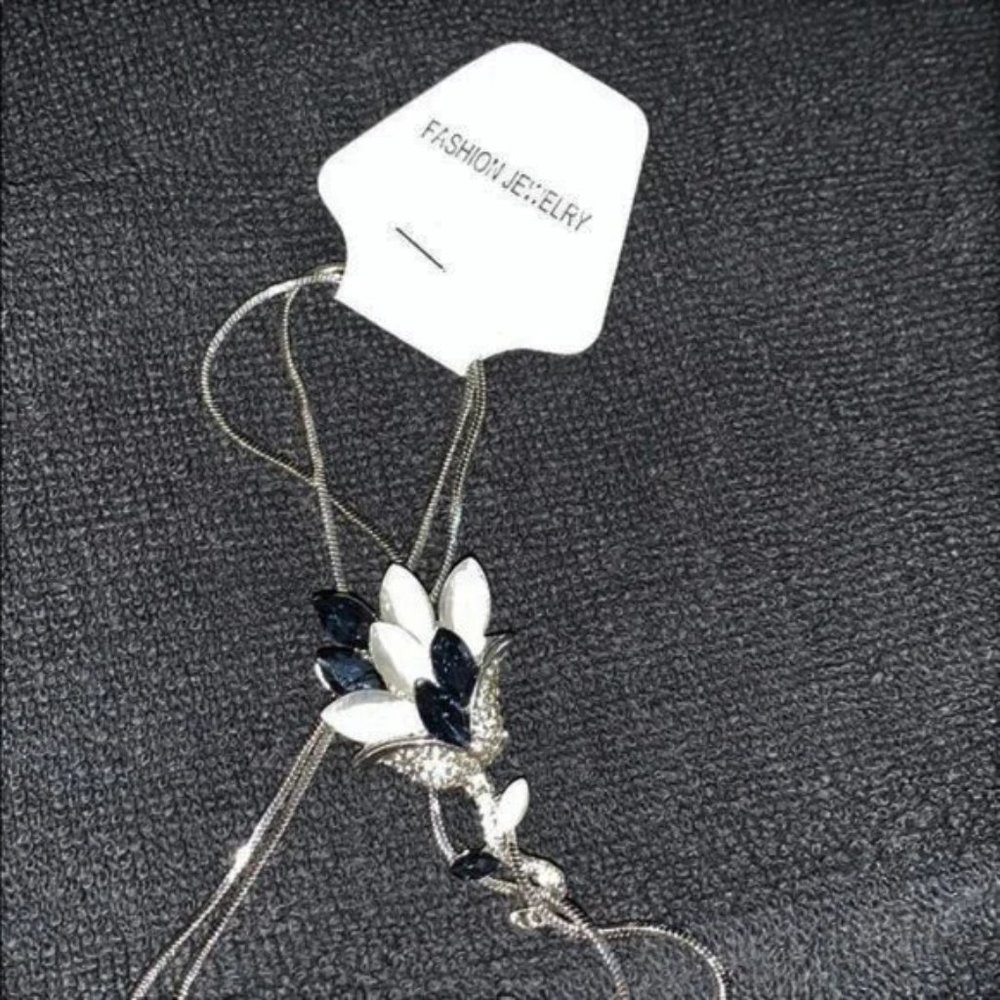 Fashion Jewelry Blue White Petals Silver Necklace 35" Adjustable Chain New
